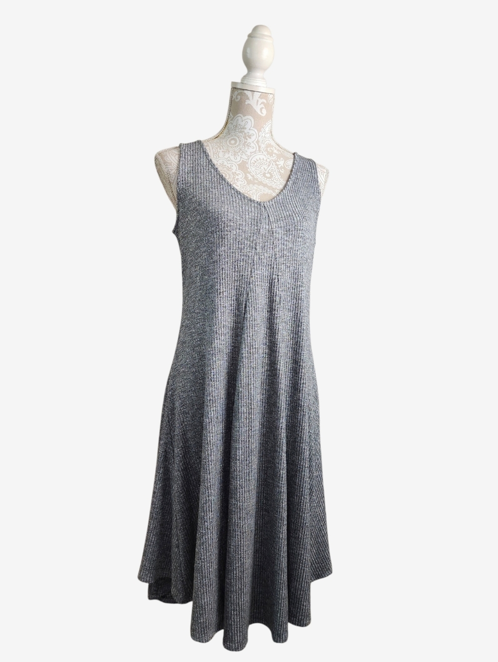GAP Gray V-neck Marled Ribbed Softspun Super Comfy Sleeveless Swing Dress SP